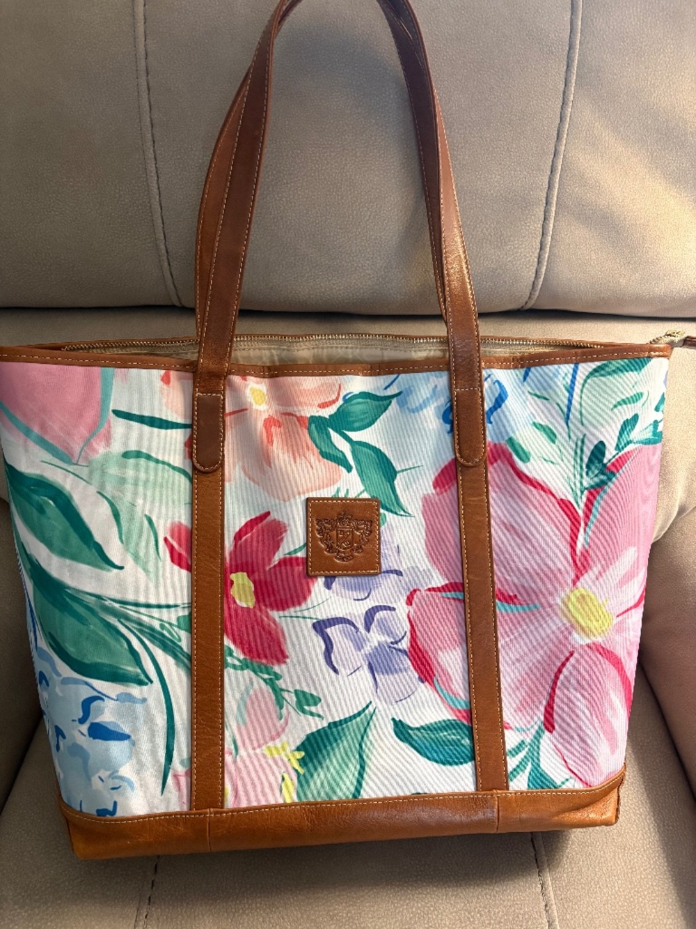 Barrington Tilly Trolly Sleeve Tote